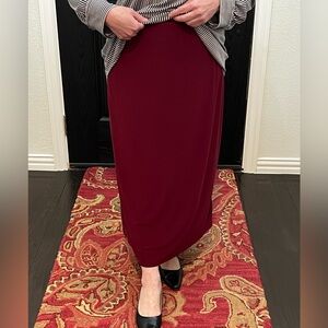 Elegant Burgundy Maxi Skirt